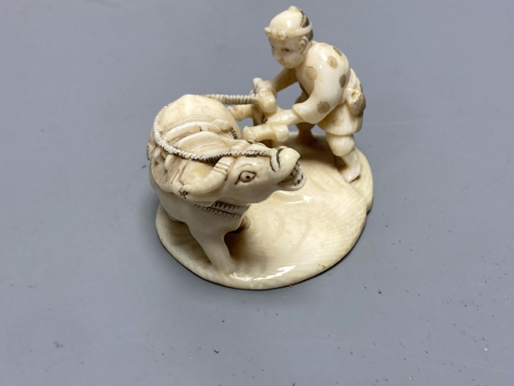 Three Japanese ivory netsuke, Meiji period, all signed